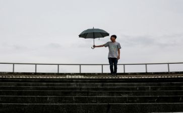 最触动我的事作文7篇