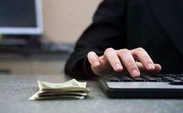出纳年度年度述职报告8篇