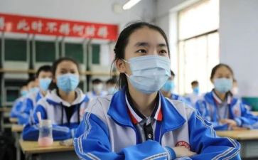 初中生自我鉴定表范文8篇