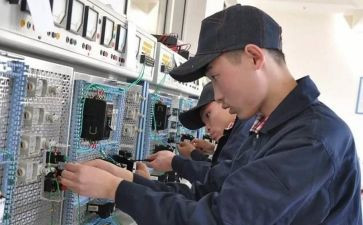 2024电工工作总结8篇
