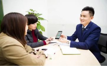 服务员年度工作总结精选7篇