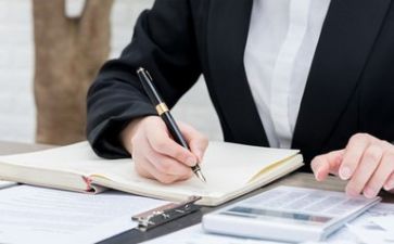 女会计的述职报告优质8篇