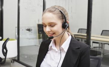 400客服年终述职报告8篇