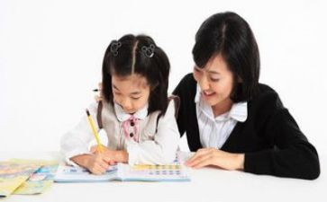 给老师的作文400字参考8篇