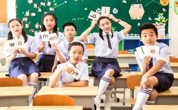 六年级作文《我的老师》600字5篇