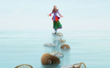 爱丽丝漫游奇读后感推荐7篇