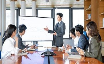 企业领导的自查报告5篇