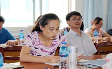 新任教师的自我鉴定7篇