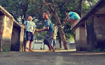 看童年读后感优秀8篇