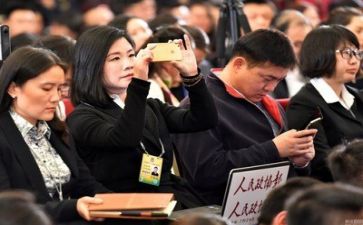 写新闻的述职报告5篇
