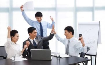 职工上半年工作总结8篇