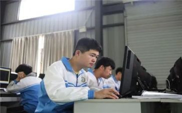 职中职学生毕业自我鉴定6篇