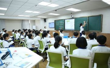 教师中二述职报告参考5篇